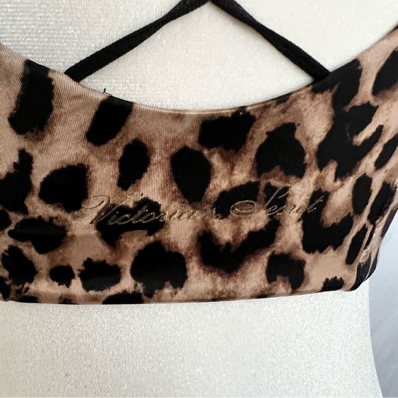 Victoria Secret Animal print sports bra size small - Picture 3 of 8